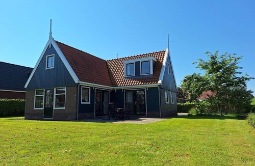 West-Graftdijk House | Charming Sauna Home Near Alkmaar
