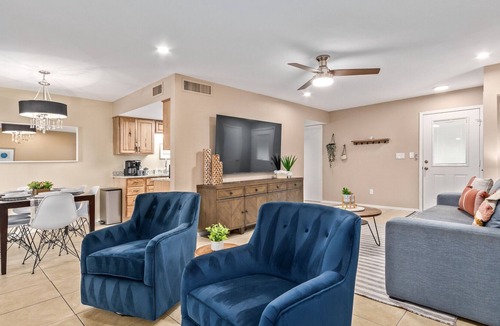 Village Grove House | Charming Scottsdale Home with Firepit! Close to Old Town and Talking Stick!