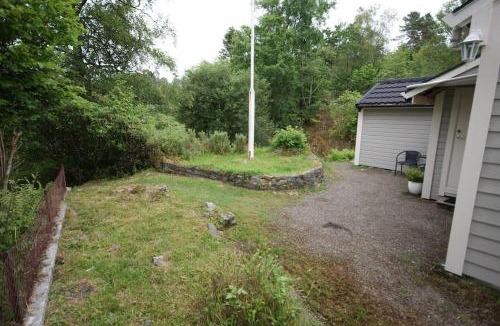 Ytrebygda House | Charming sea view