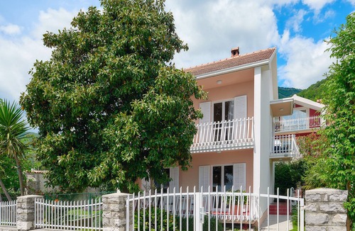 Bijela Villa | Charming seafront villa Magnolia, 4 * in Bijela, Bay of Kotor/6 guests