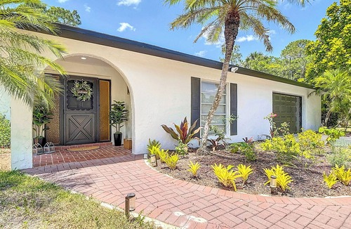 Rural Estates House | Charming Secluded Naples Nature Retreat –4BR/3BA sleeps 10. Enjoy Wildlife Views
