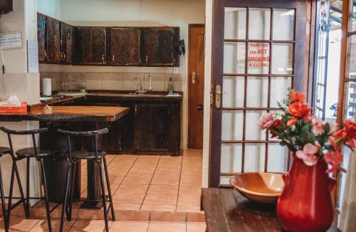 Phalaborwa House | Charming Self Catering Apartment
