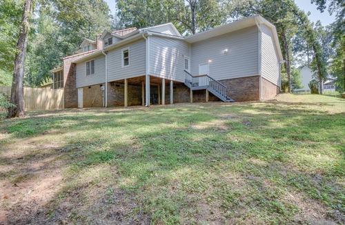 Keowee House | Charming Seneca Home - 3 Mi to Memorial Stadium!