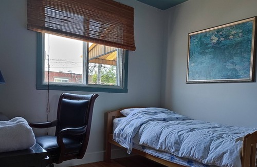 Laval-des-Rapides Apartment | Charming, Serene & Conveniently Located Apartment