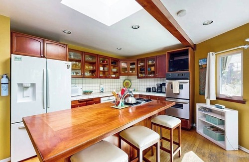 East Mesa House | Charming, Single-Level Home w/Fast WiFi, Gas Fireplace, & a Furnished Patio