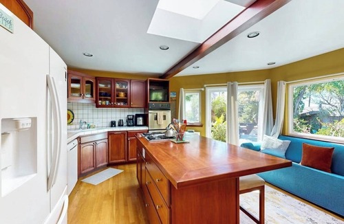 East Mesa House | Charming, Single-Level Home w/Fast WiFi, Gas Fireplace, & a Furnished Patio
