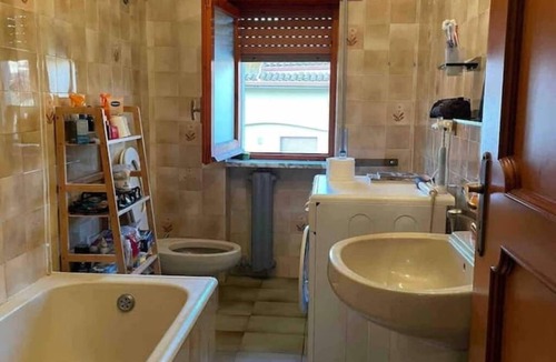 Diamante Bed & Breakfast | Charming Single Room with Balcony in Diamante Center