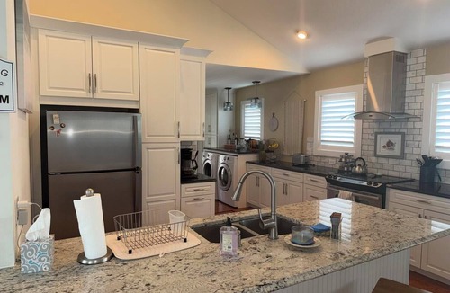 Country Club Estates House | Charming South Rehoboth Ranch – 3 BR, Screened Porch & Stone Patio Oasis!