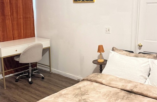 Lynn House | charming space in Lynn