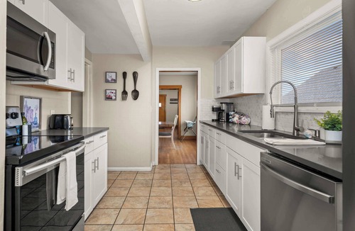 Spokane House | Charming & Spacious Craftsman House