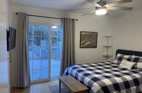 Springs House | Charming, spacious 3 bedroom, 3 bath East Hampton Springs house