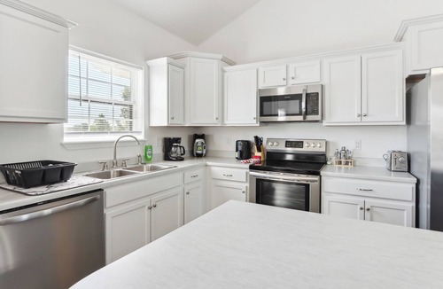 St. Robert House | Charming St Robert Home Near Downtown Waynesville!