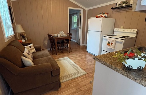 Nimitz Cabin | Charming Stay! Cabin #12: Peaceful Retreat in Jumping Branch, WV