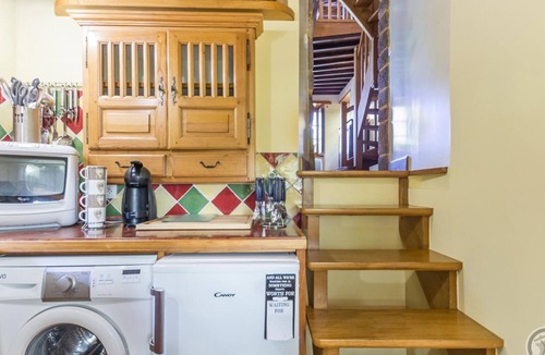 Gavray Apartment | Charming stone house with garden, ideal for couple