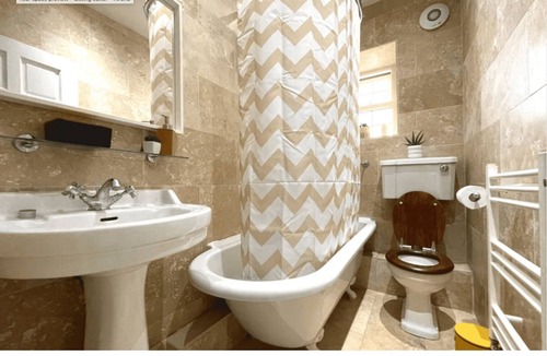 Penistone Cottage | Charming Stone Cottage in the Heart of Yorkshire!