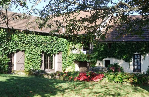 Trivy House | Charming stone cottage on its own land in Southern Burgundy