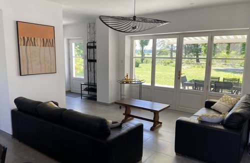 Mareau-aux-Bois Cottage | Charming Stone House with Park, Game Room, High-Speed WiFi, and Tennis Nearby