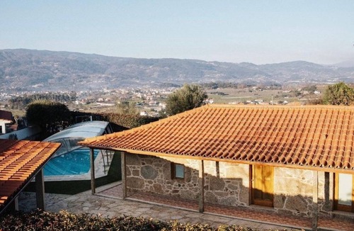 Ponte de Lima House | Charming Stone House with Pool – Quiet Escape in Ponte de Lima
