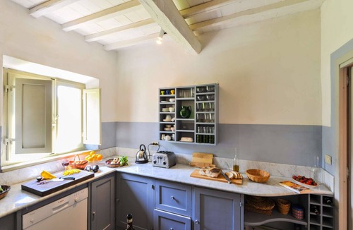 Cignano Villa | Charming stone villa with large pool in the heart of the Sienese Chianti