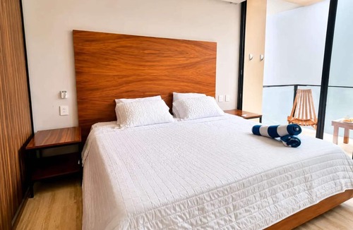 Centro Apartment | Charming Studio Steps to Beach · Kaab South Beach