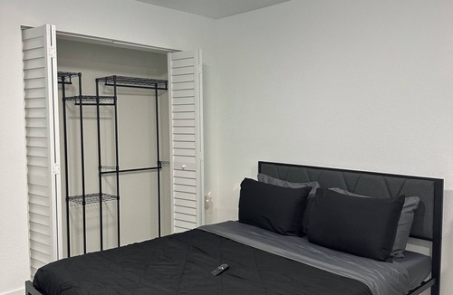 Lake Worth Corridor Apartment | Charming Studio Apartment at Lake Worth Beach!