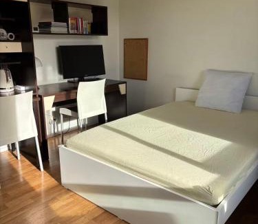 Rueil-Malmaison Apartment | Charming studio 10 minutes to La Défense