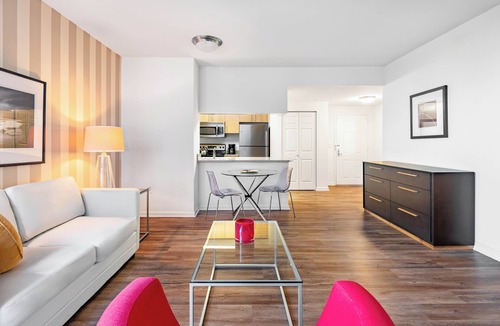 Downtown Jersey City Apartment | Charming Studio 20 Minutes to Midtown NYC