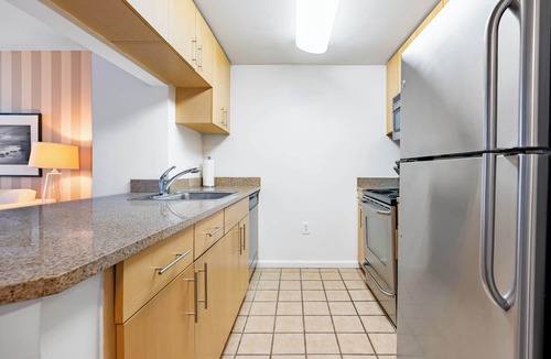 Downtown Jersey City Apartment | Charming Studio 20 Minutes to Midtown NYC