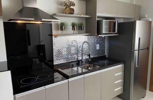 Zona Leste Apartment | Charming studio apartment with parking space. Near Anália Franco and Tatuapé Shopping Malls.