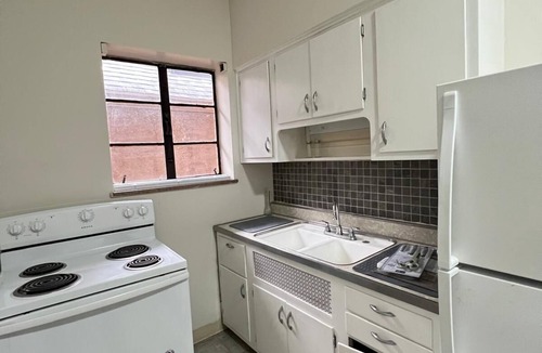 University District Apartment | Charming studio apartment near the OSU and Wexner Medical center