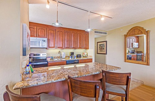 Honokowai Condo | Charming Studio at Oceanfront Ka’anapali Shores | Pools, Beach Access, AC