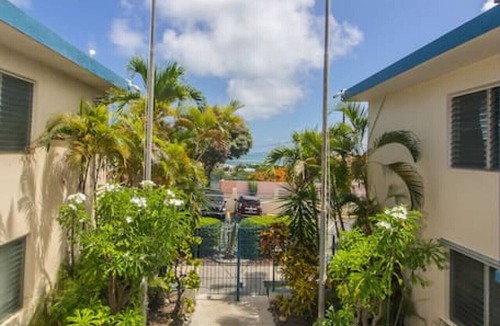 Orange Grove Apartment | Charming studio condo with a coastal comfort