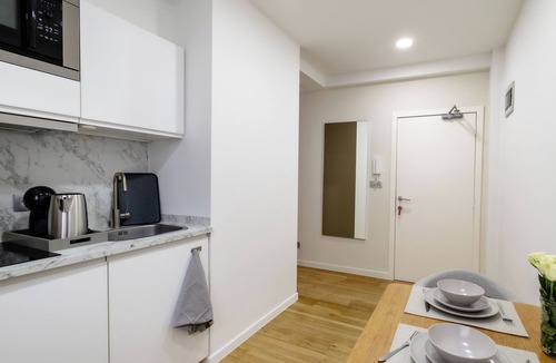 Broekwijk Apartment | Charming Studio | Downtown | 2min Metro | 401
