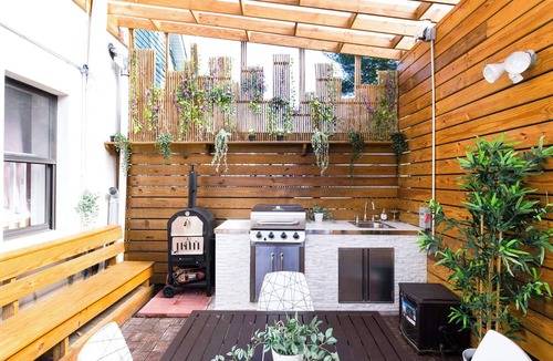 East Flushing Apartment | Charming Studio for Budget Traveler with WiFi and AC in Delightful Queens
