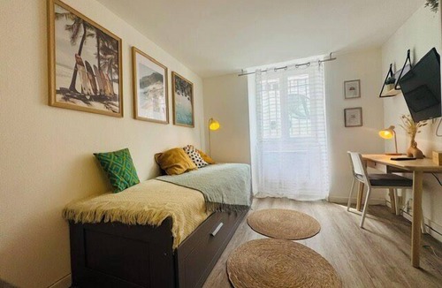 Haie Vigne Apartment | Charming studio for two in the heart of Caen