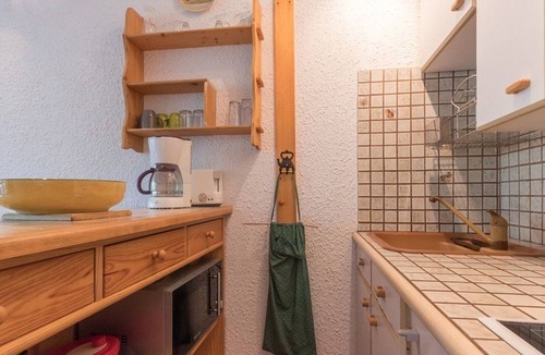 Chantemerle Apartment | Charming Studio with Mountain Views, Balcony, Private Parking, and Ski Locker - Serre-Chevalier