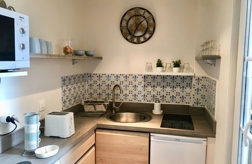 Honfleur Apartment | CHARMING STUDIO HOUSE HONFLEUR HOUSEHOLD AND BED LINEN INCLUDED