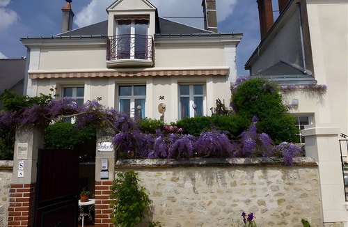 Amboise Apartment | Charming Studio in Amboise