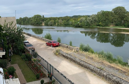 Amboise Apartment | Charming Studio in Amboise