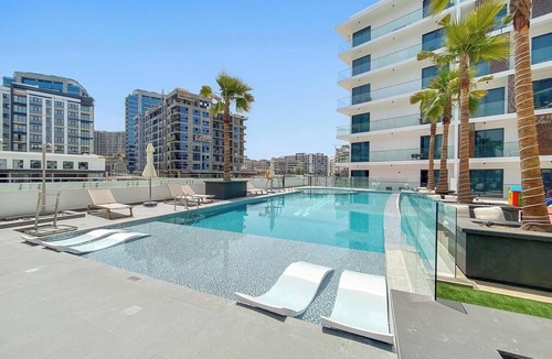 Al Barsha Apartment | Charming Studio in Arjan with pool and gym !