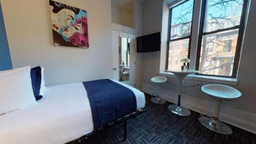 Columbus Apartment | Charming Studio in Boston Brownstone, C. Ave #33