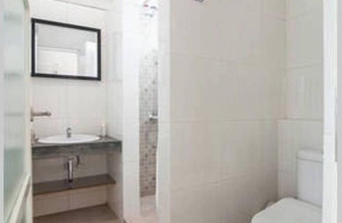 Pemecutan Kelod Apartment | Charming studio in Central Point B