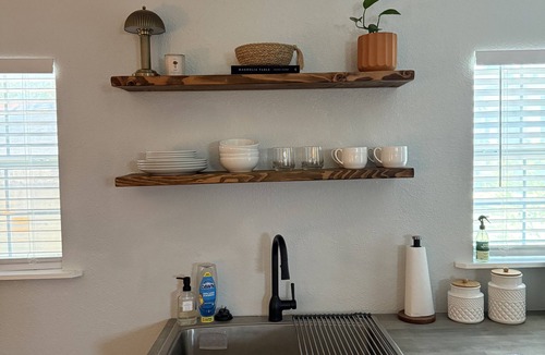Roswell Apartment | Charming studio in downtown Roswell, New Mexico.
