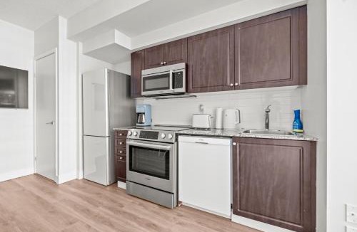Fort York Apartment | Charming Studio in Downtown Toronto