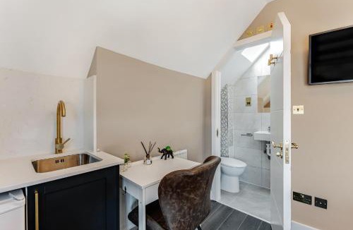 Seven Sisters Apartment | Charming Studio in Excellent Location 10
