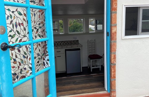 Playas de Rosarito Apartment | Charming studio in Puerto Nuevo perfect for your getaway