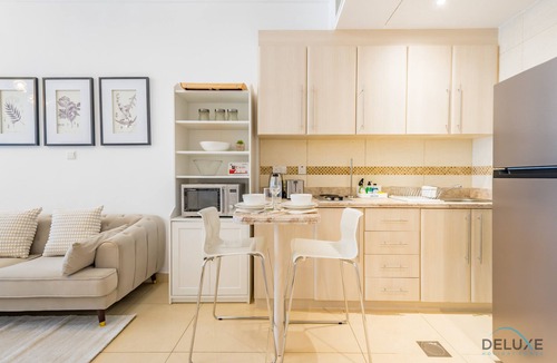 Jumeirah Lake Towers Apartment | Charming Studio in Saba 3, Jumeirah Lake Tower by Deluxe Holiday Homes