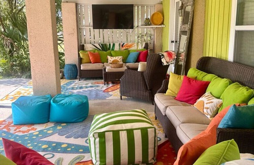 Tybee Island Apartment | Charming studio in Tybee Island located on a Tidal Creek with dock access