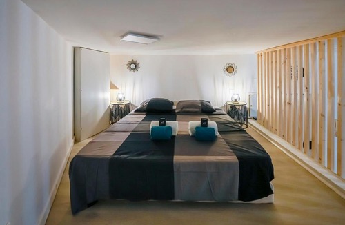 Les Grands Carmes Apartment | Charming studio located in the Panier district