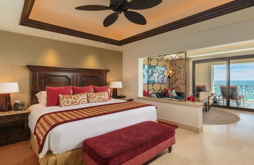 Marina Apartment | Charming studio in beautiful Cabo San Lucas with AC, WiFi